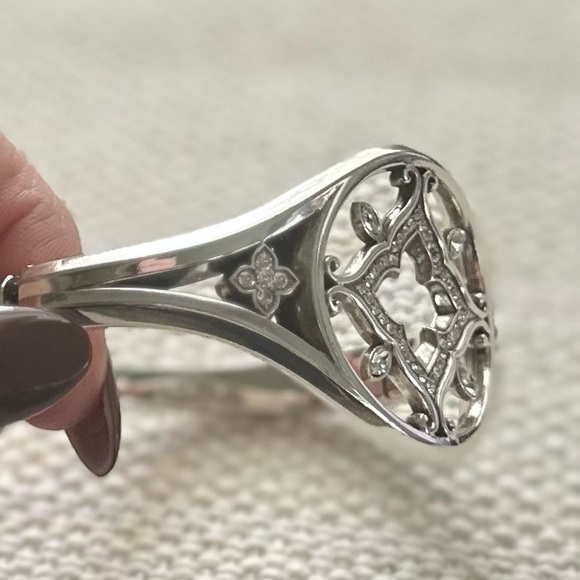 BRIGHTON Morena Hinged Bangle Bracelet • Silver Plated Swarovski Crystal JB7682 - Picture 4 of 14